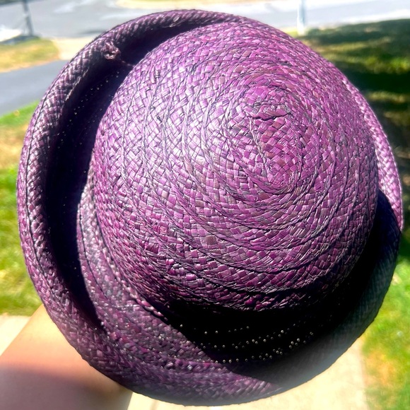 LIZ Claiborne Purple Straw Weaved Hat comfort Band Feature Made in China NWT - Picture 10 of 12